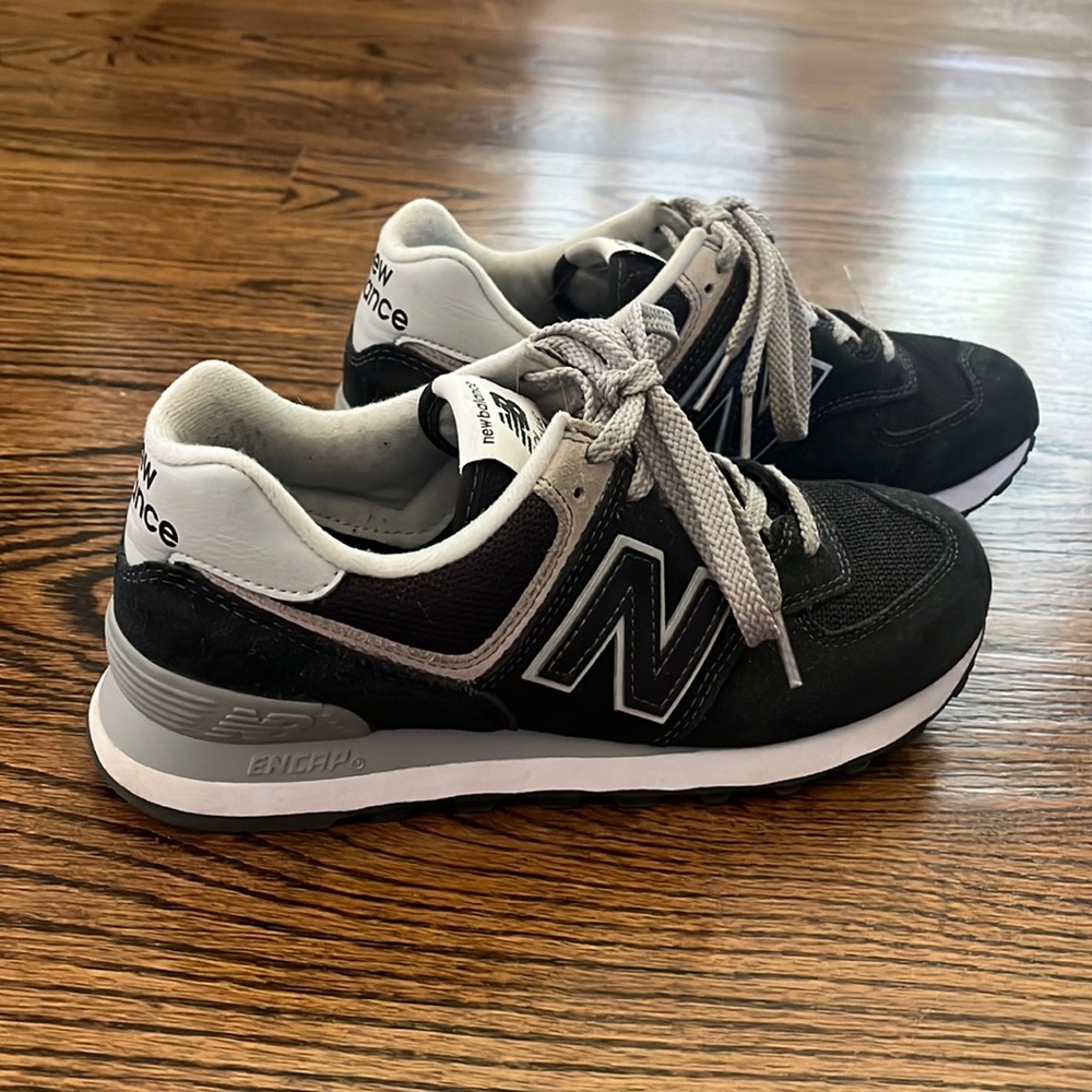 Women’s New Balance 574 in Black/Grey color combination, size 6.5